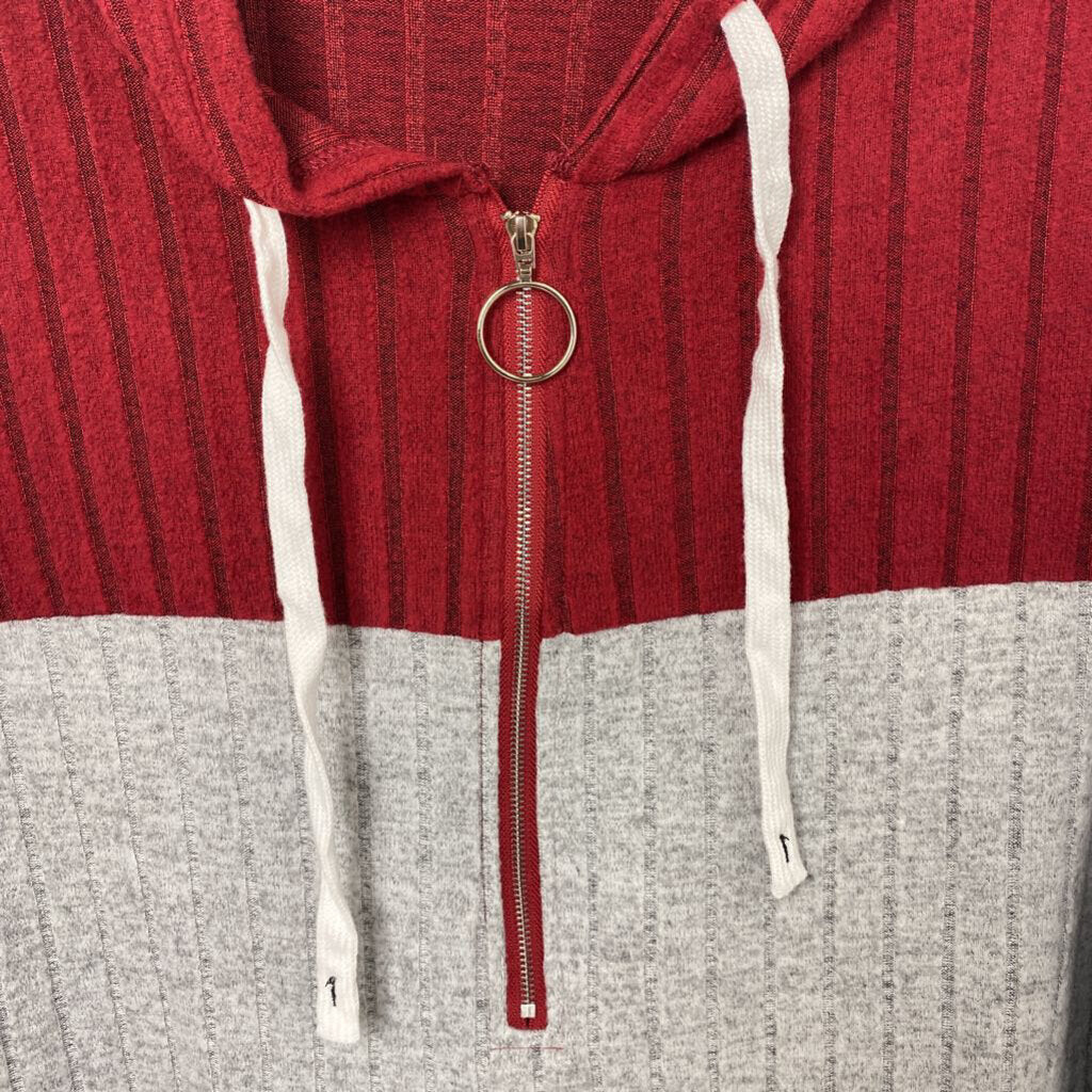 HOODED 1/4 ZIP PULLOVER