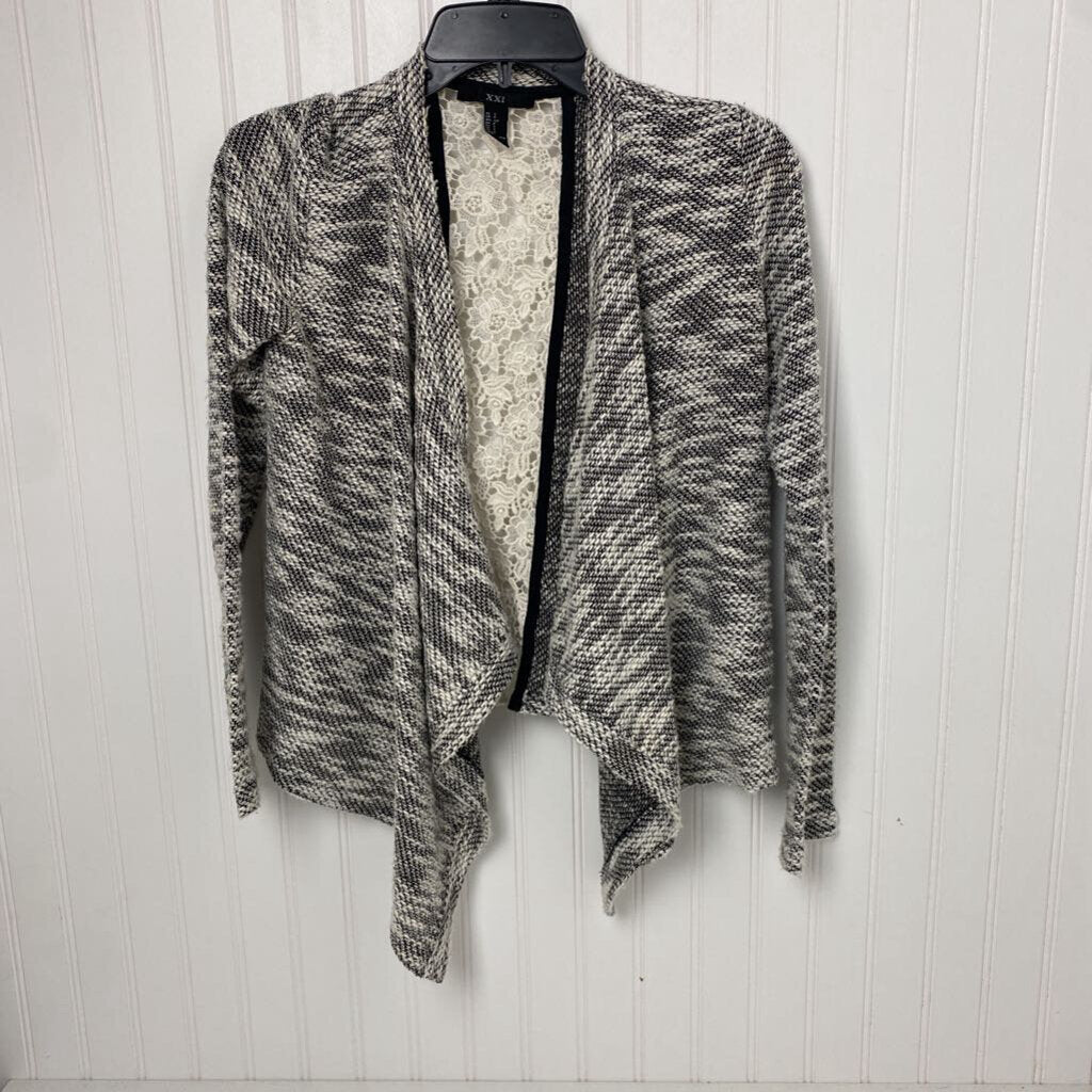 SHORT CARDIGAN W/ LACE