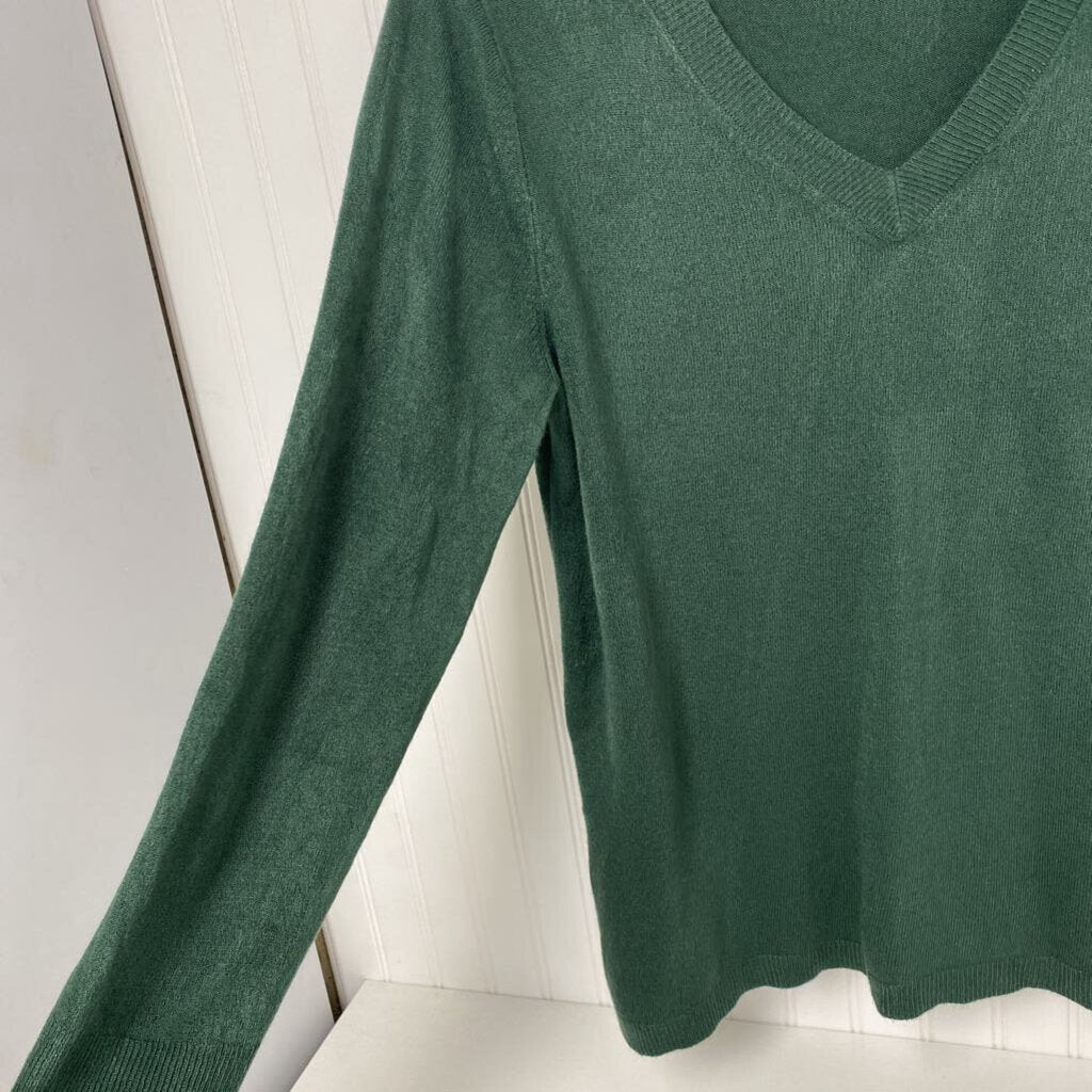 V NECK SWEATER