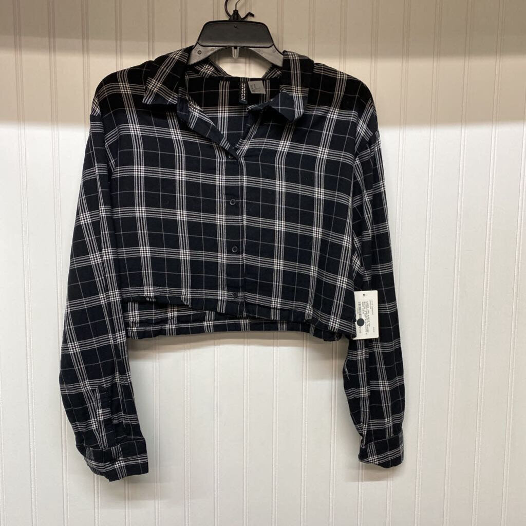 LONG SLEEVE CROPPED BUTTON UP SHIRT