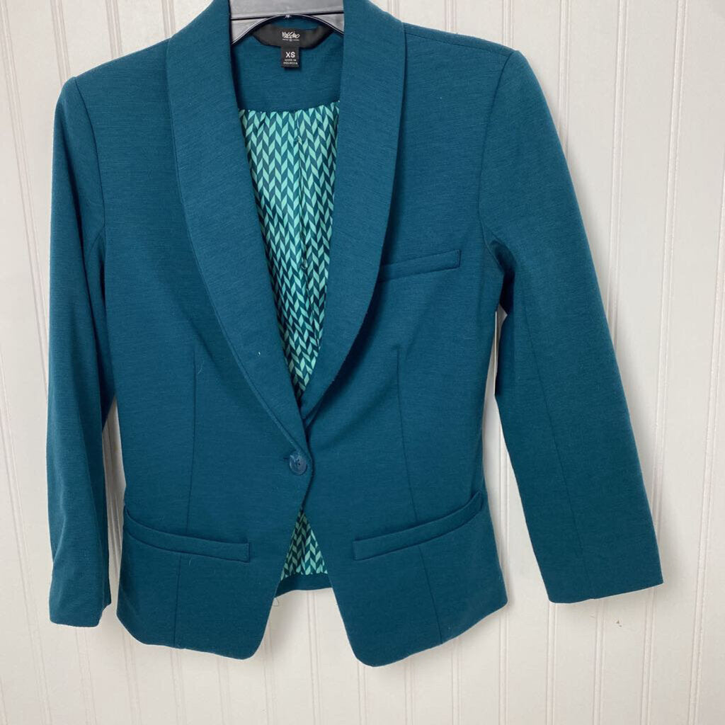 ONE BUTTON BLAZER