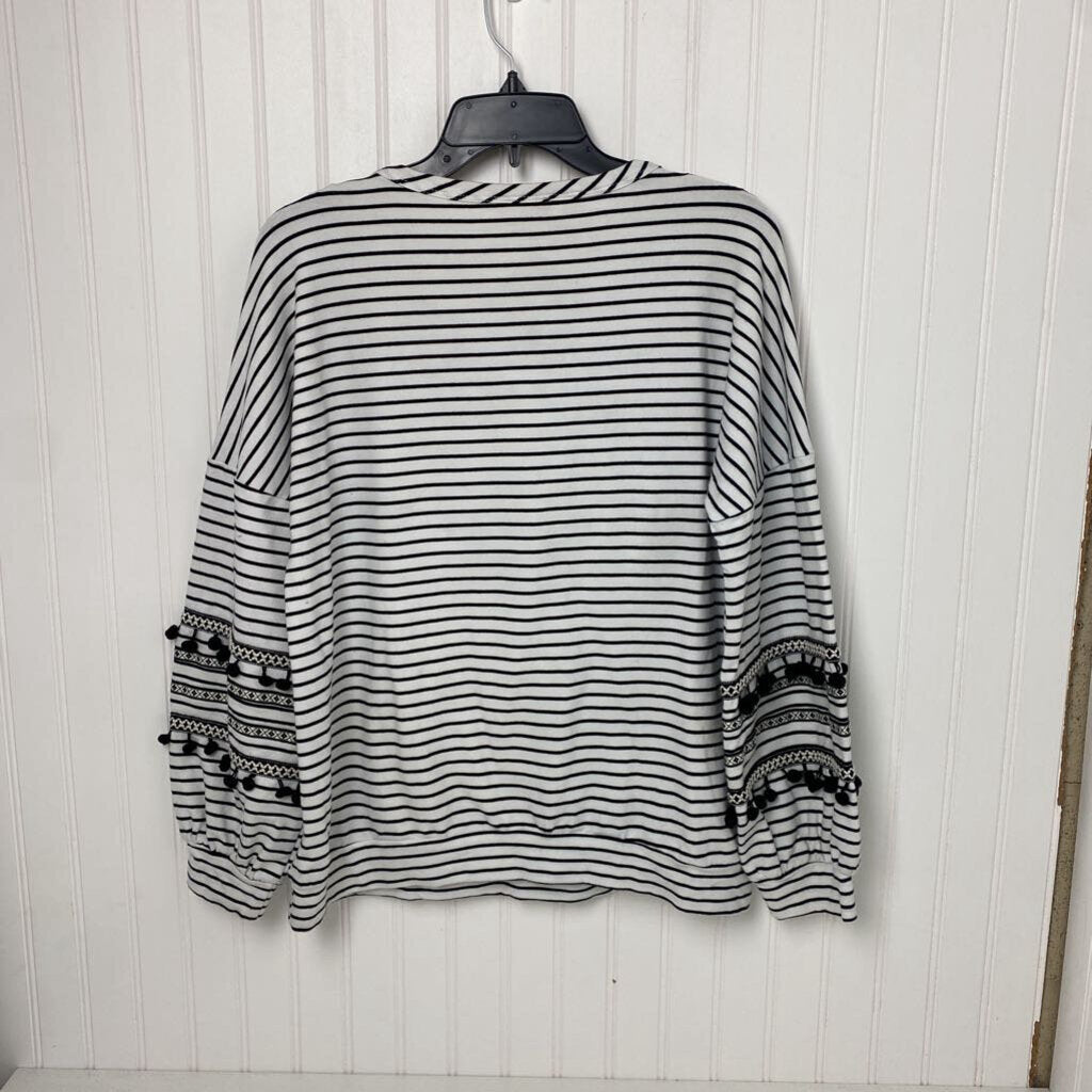 LONG SLEEVE KNIT TOP