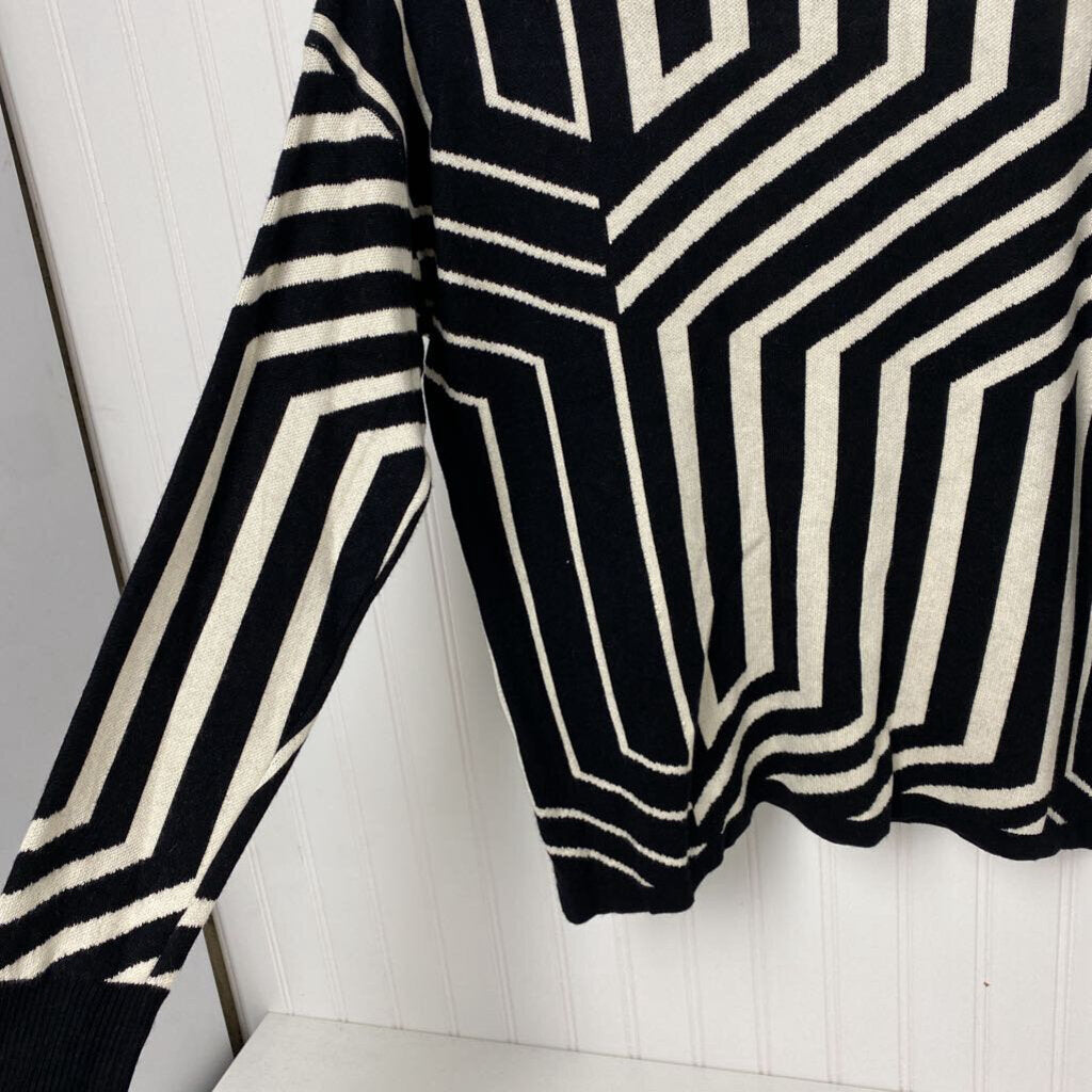 LADIES SWEATER