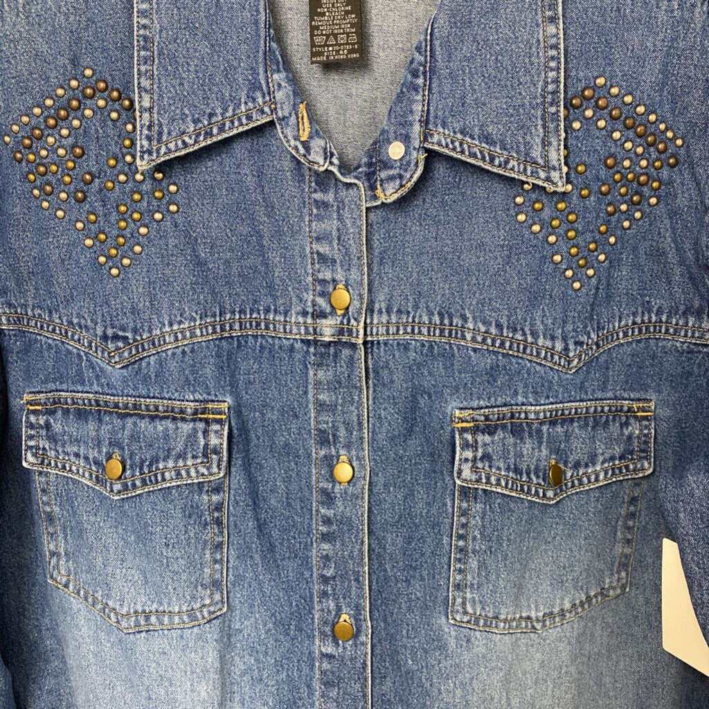 EMBELLISHED LONG SLEEVE DENIM BUTTON UP