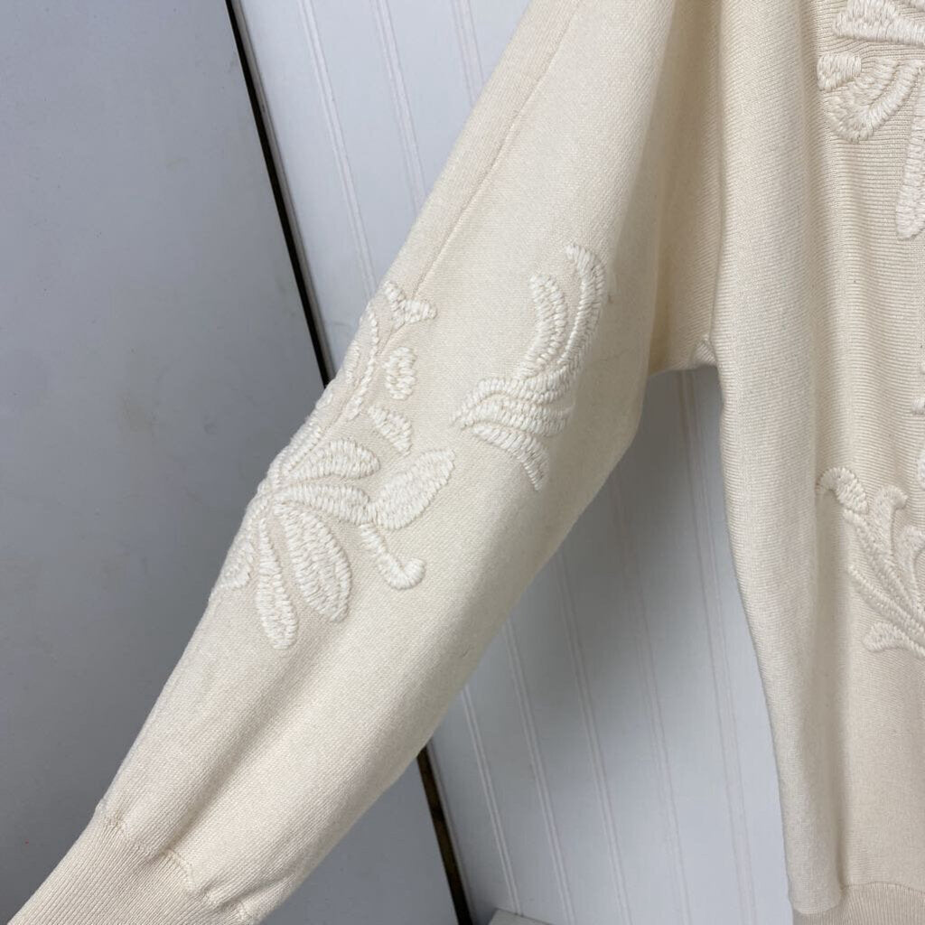 EMBROIDERED SWEATER