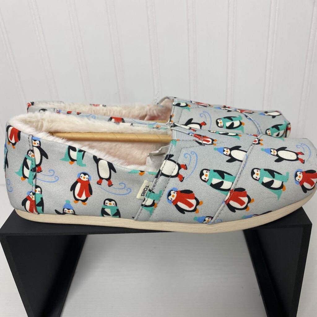 *TOMS "ALPARGATA" PEQUIN SLIP ON TENNIS SHOE