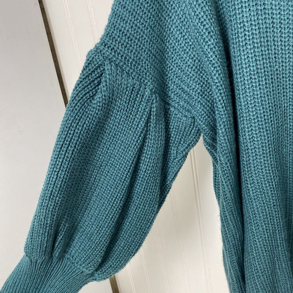 TURTLE NECK SWEATER