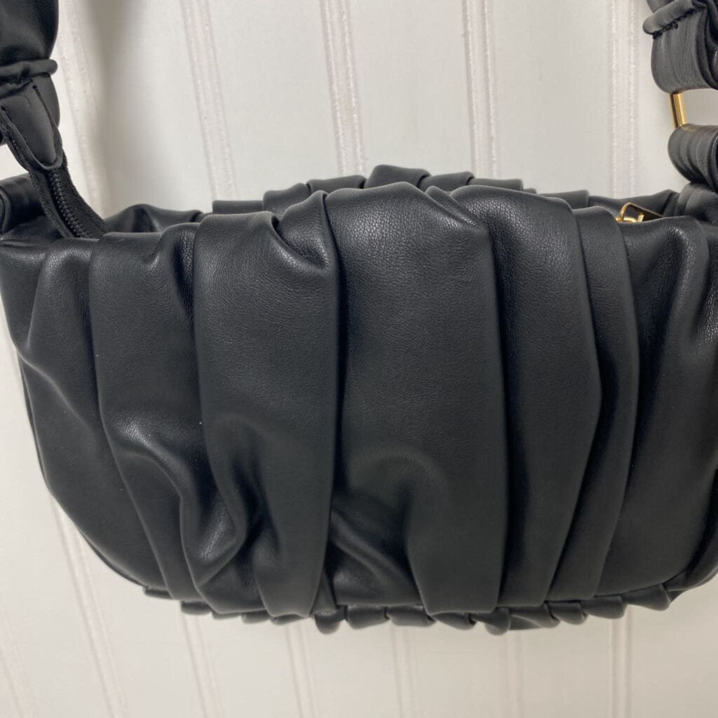 GATHERED SHOULDER BAG