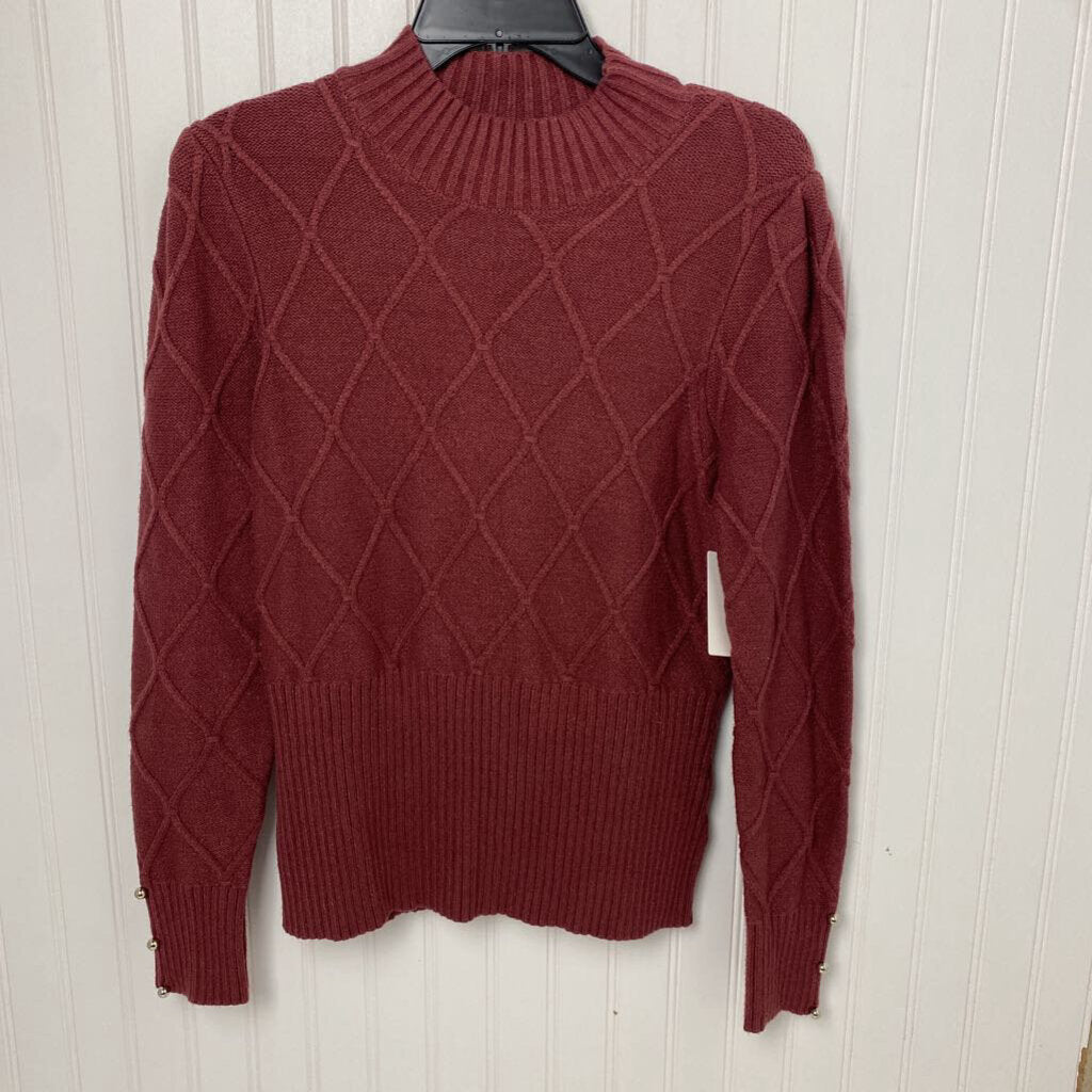 *MOCK NECK FITTED SWEATER