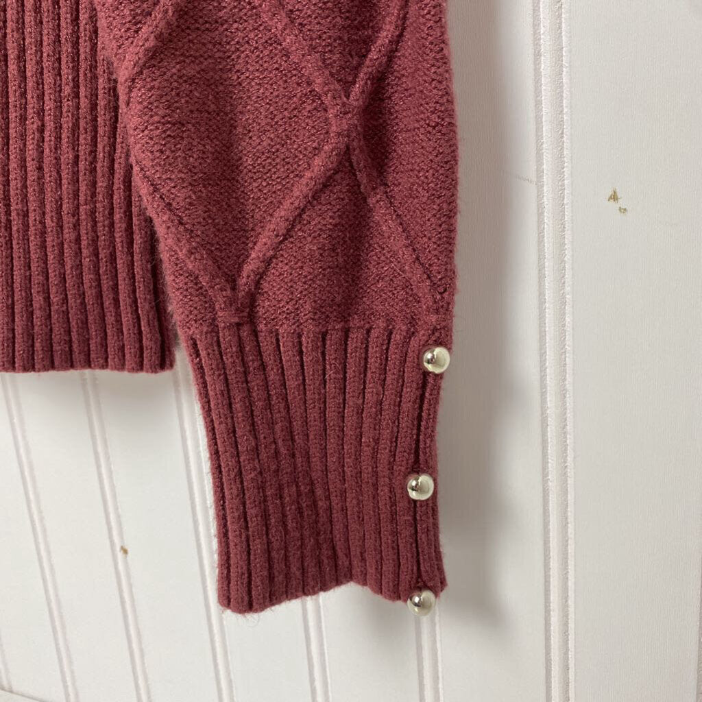*MOCK NECK FITTED SWEATER